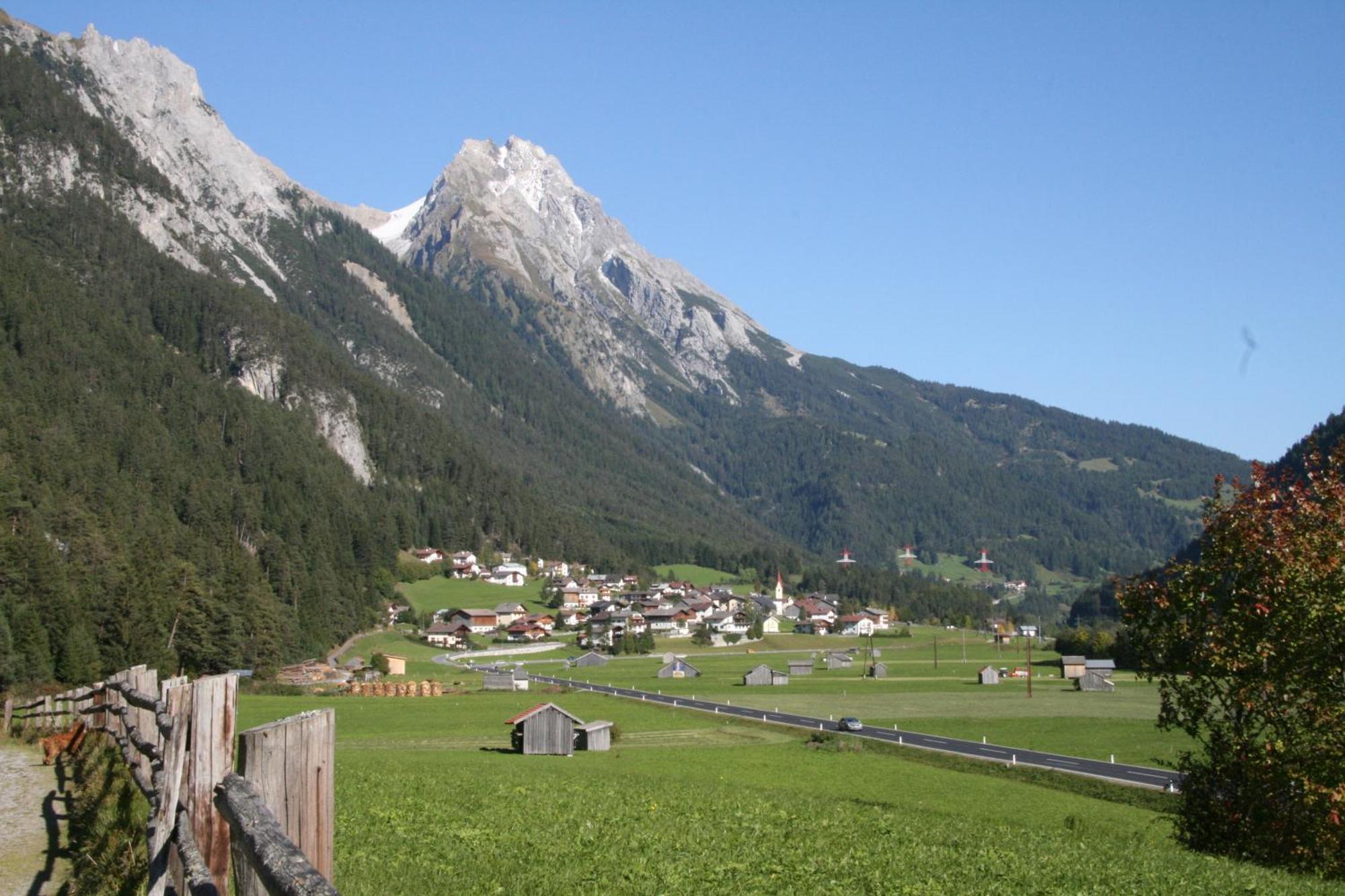Hotel Traube Pettneu am Arlberg Exteriér fotografie